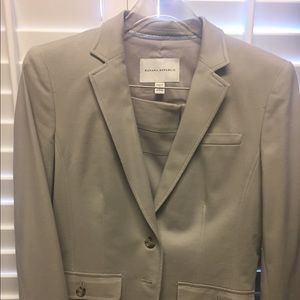 Skirt suit, size 10.
